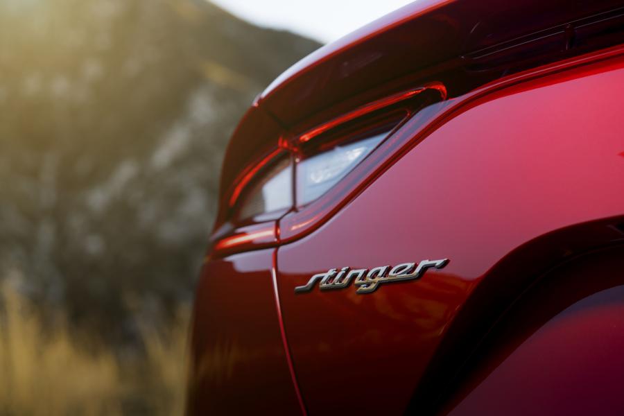 Логотип Kia Stinger GT (CK) 2017 года  (NA) (фото 1 из 50)